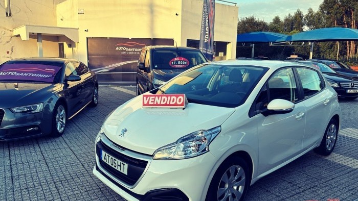 Peugeot 208 1.2