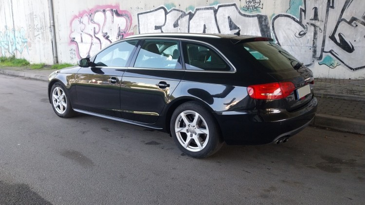 Audi A4 Avant SLINE