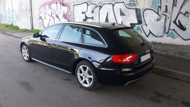 Audi A4 Avant SLINE