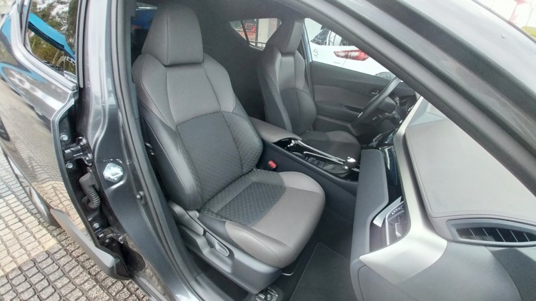 Toyota CH-R Exclusive Pack Luxury