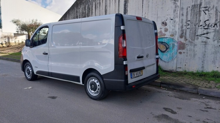 Nissan NP300 NV300 Deduz Iva