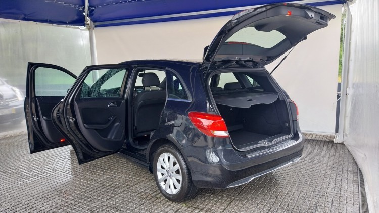 Mercedes-Benz Classe B 180