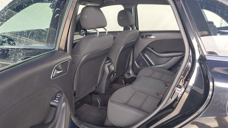 Mercedes-Benz Classe B 180