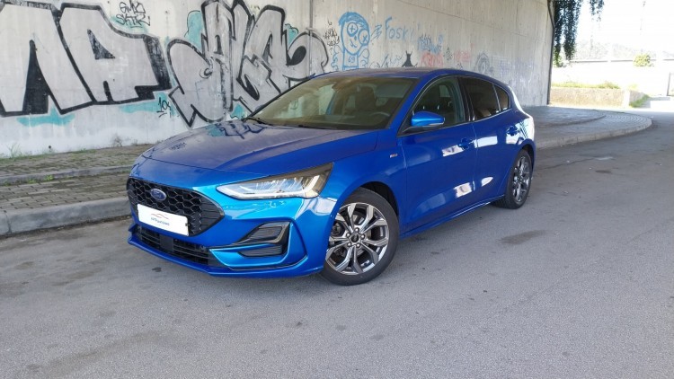 Ford Focus ST LINE