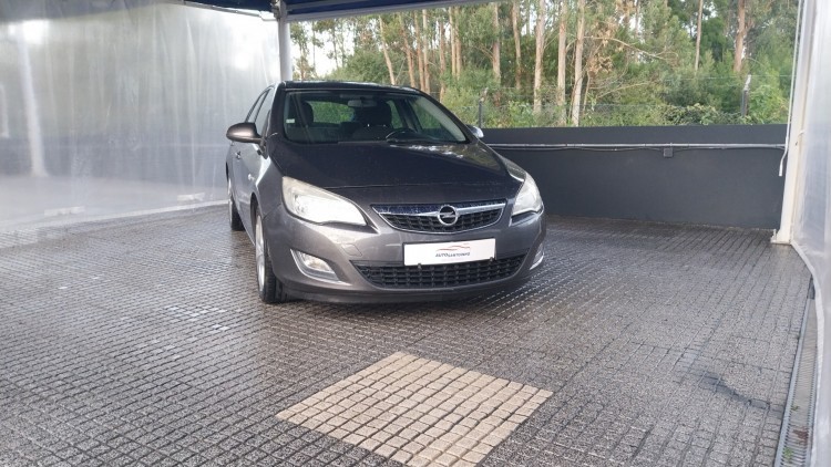 Opel Astra Enjoy