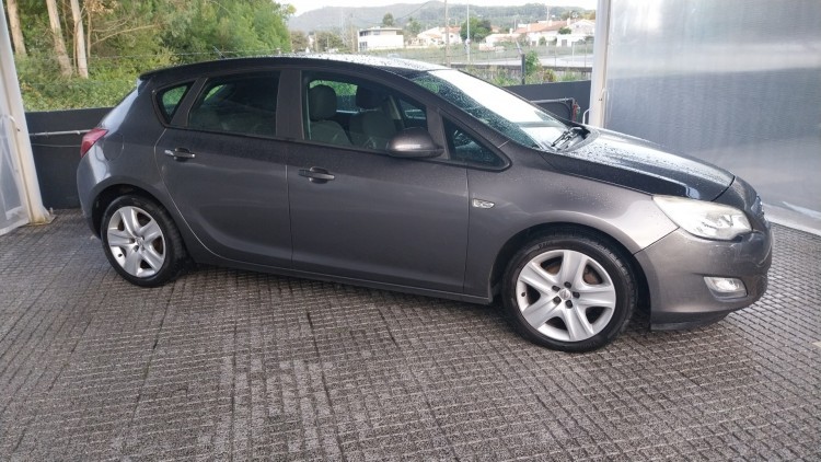 Opel Astra Enjoy