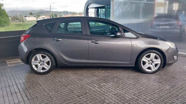 Opel Astra Enjoy