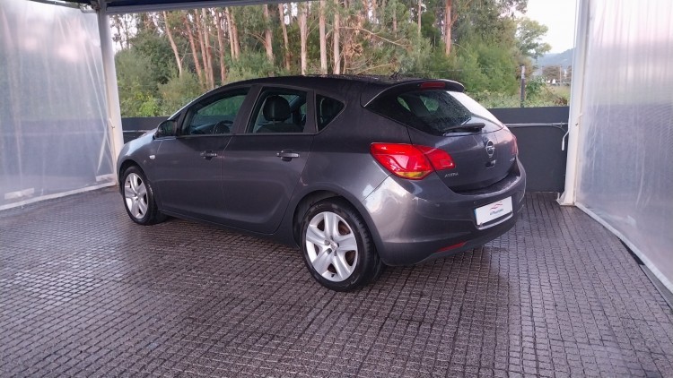 Opel Astra Enjoy