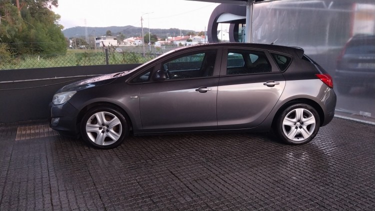Opel Astra Enjoy