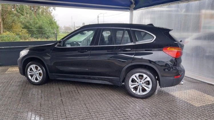 BMW S&eacute;rie X - X1 Line Sport