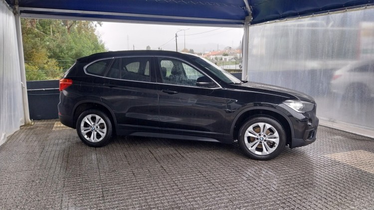 BMW S&eacute;rie X - X1 Line Sport