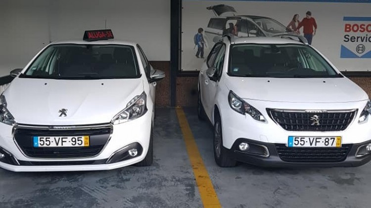 Procura uma viatura de aluguer a pre&ccedil;os low cost?